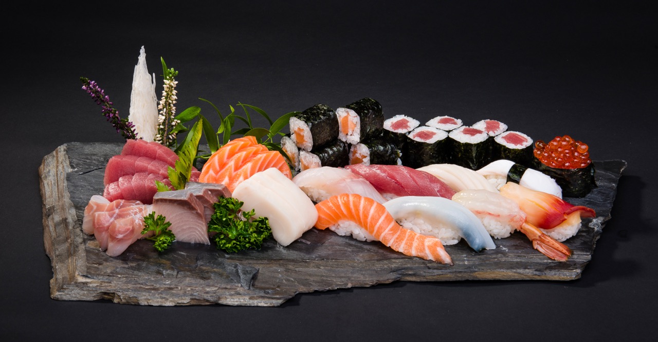 Sashimi Sushi Set Special